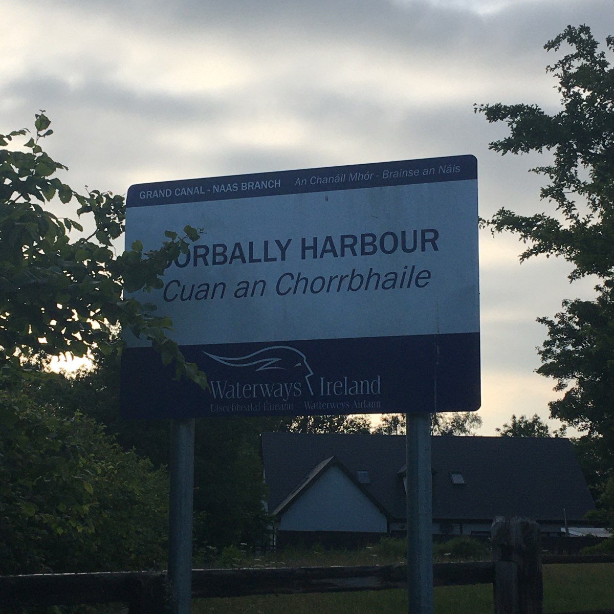 Walking on the Grand Canal: Naas Harbour to Corbally&nbsp;Harbour